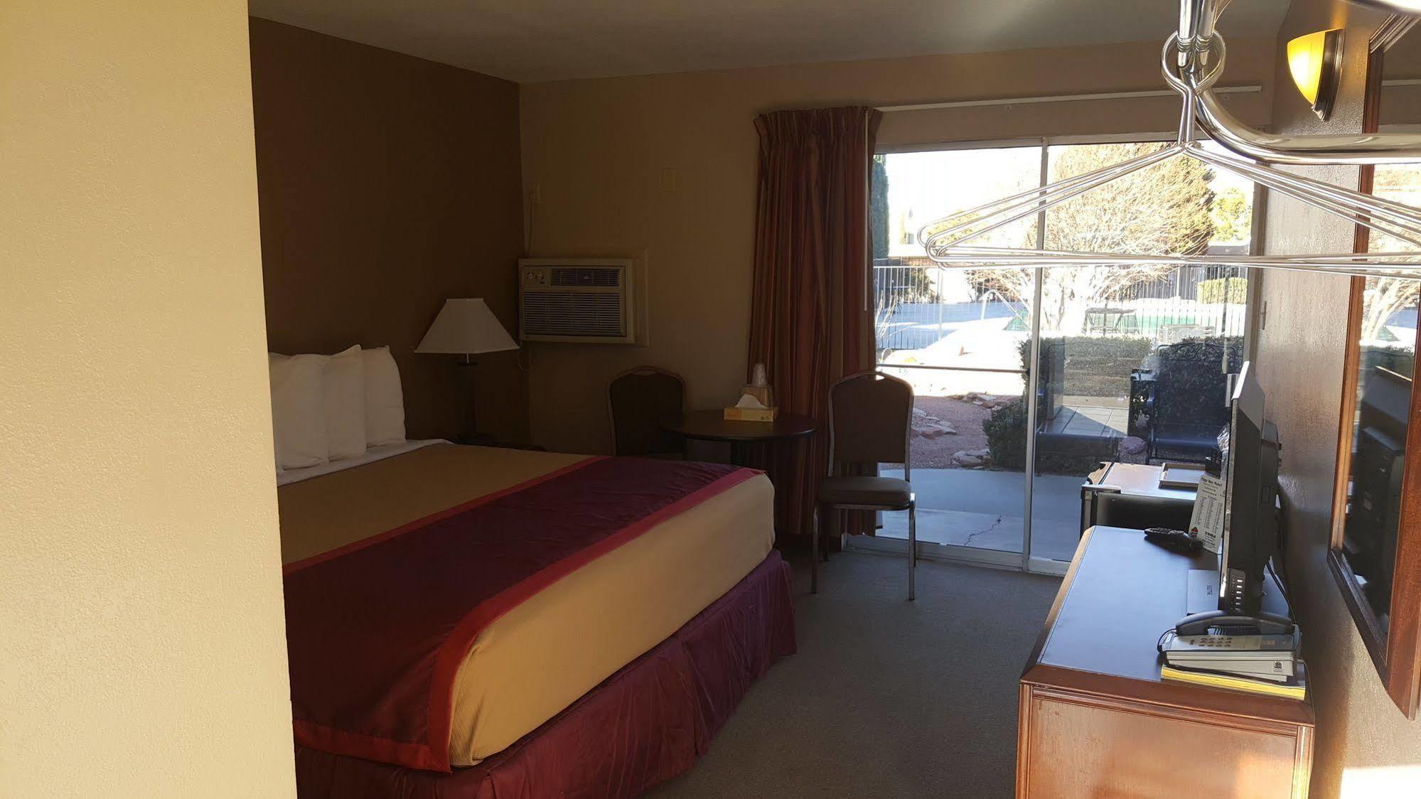Lake Powell Canyon Inn Page Exterior foto